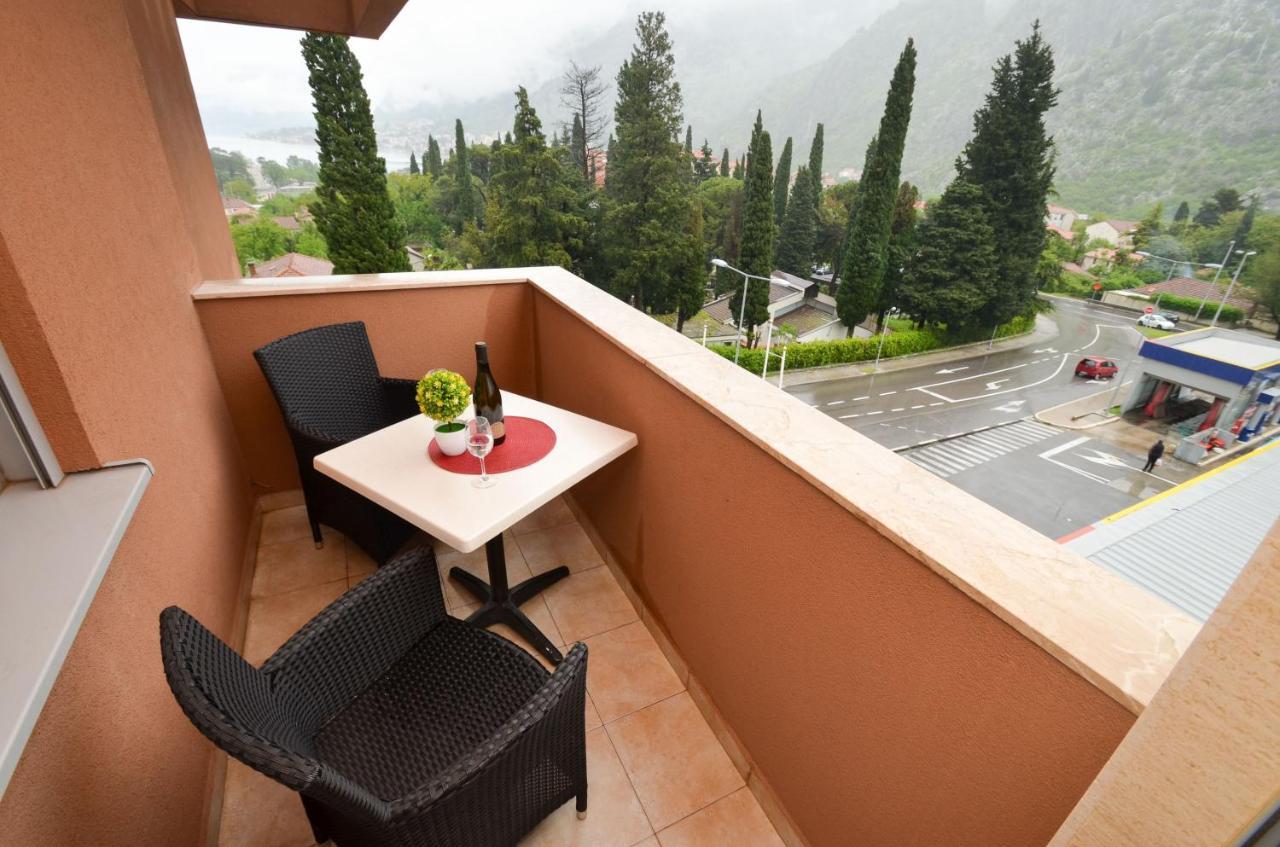 City Center Kotor - Garage Parking Included Екстериор снимка
