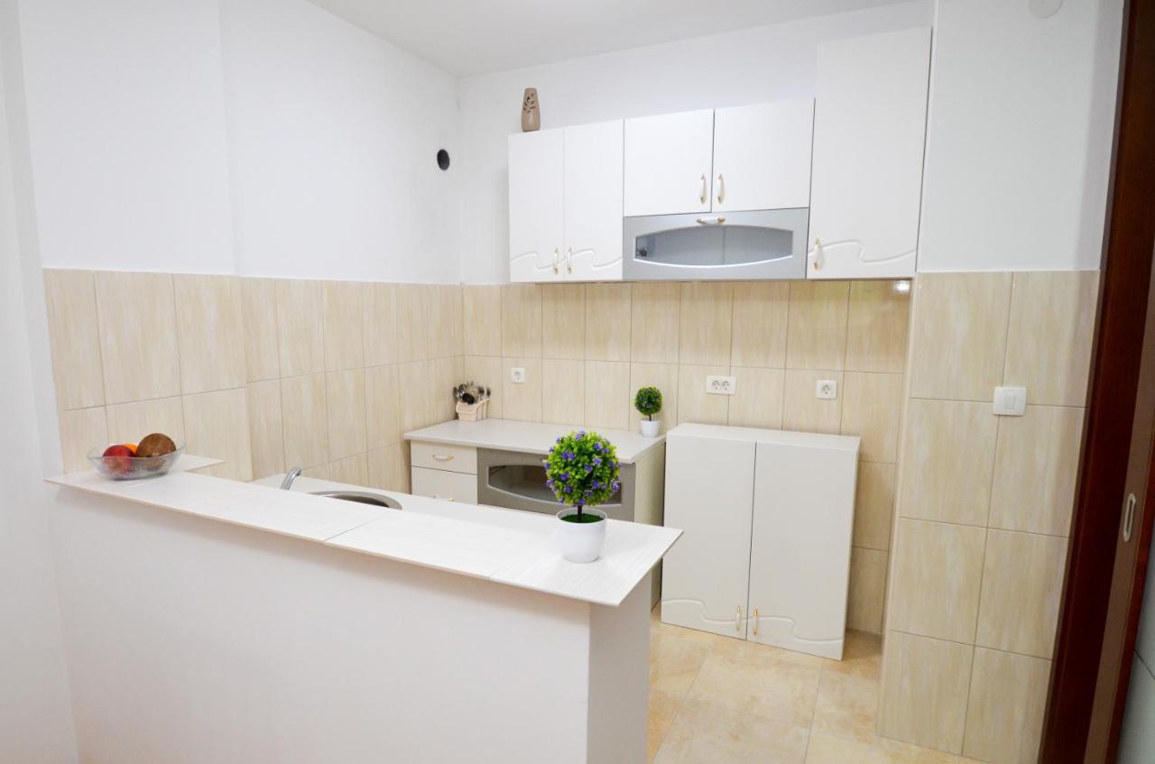 City Center Kotor - Garage Parking Included Екстериор снимка